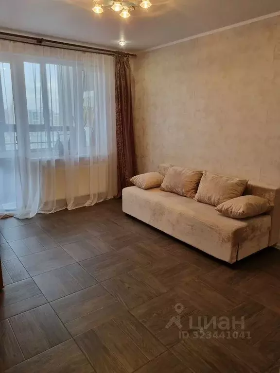 1-к кв. Тюменская область, Тюмень ул. Ю.-Р.Г. Эрвье, 24к3 (37.0 м) - Фото 1