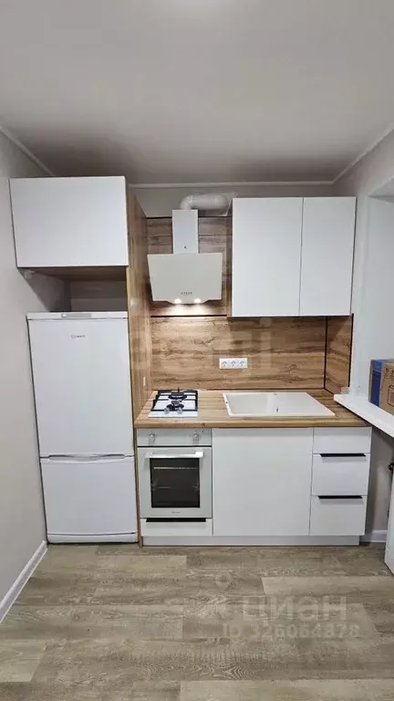 3-к кв. Тюменская область, Тюмень ул. Республики, 176 (54.0 м) - Фото 1