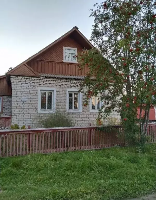 Дом в Тверская область, Весьегонск ул. Гагарина, 22 (50 м) - Фото 1