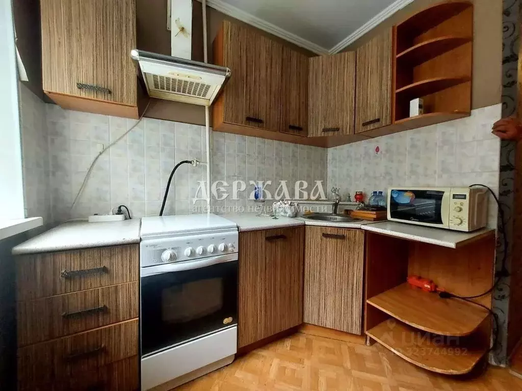 2-к кв. Белгородская область, Старый Оскол Рудничный мкр, 4 (52.0 м) - Фото 1