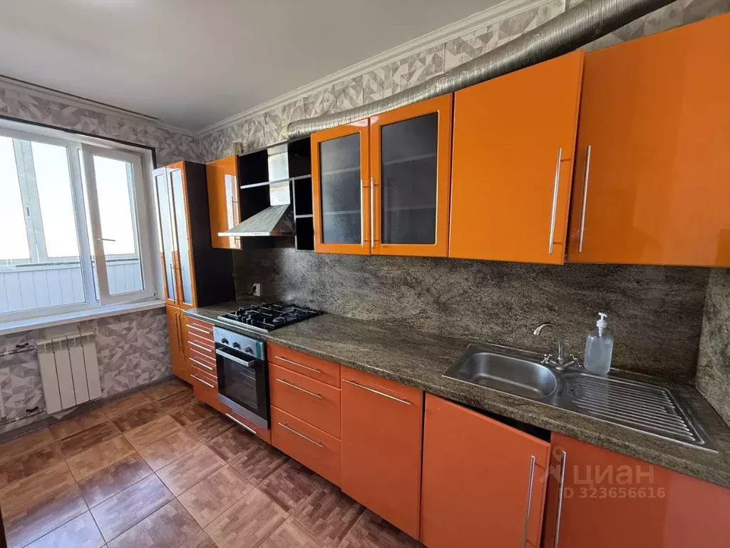 2-к кв. Свердловская область, Екатеринбург ул. Авиаторов, 12 (50.1 м) - Фото 2