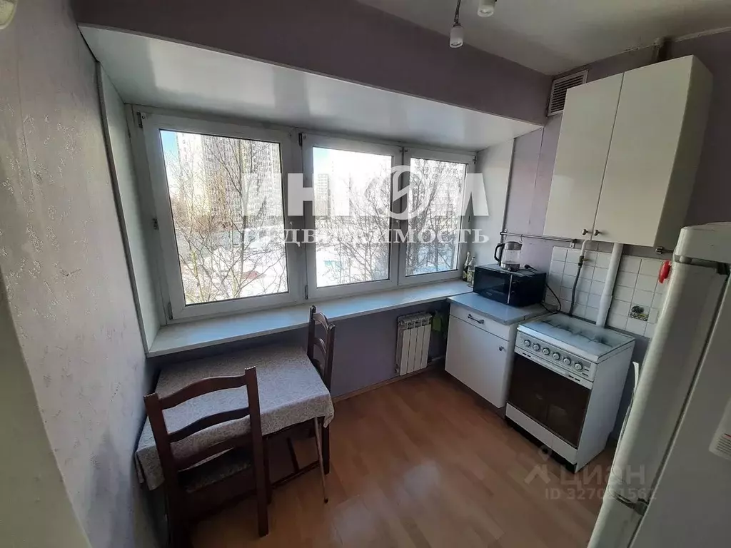 3-к кв. Москва просп. Вернадского, 64А (71.4 м) - Фото 1