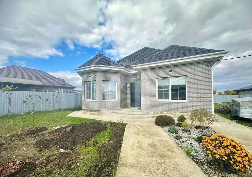 Дом в Адыгея, Тахтамукайский район, Старобжегокайское с/пос, Имени ... - Фото 2