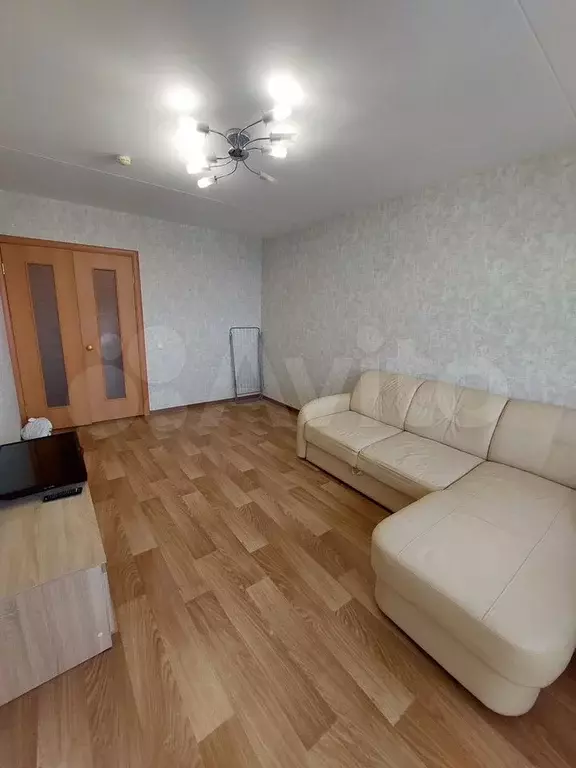 1-к. квартира, 41 м, 4/18 эт. - Фото 0