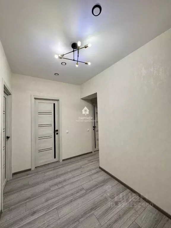 2-к кв. Владимирская область, Ковров Муромский проезд, 3 (70.0 м) - Фото 1