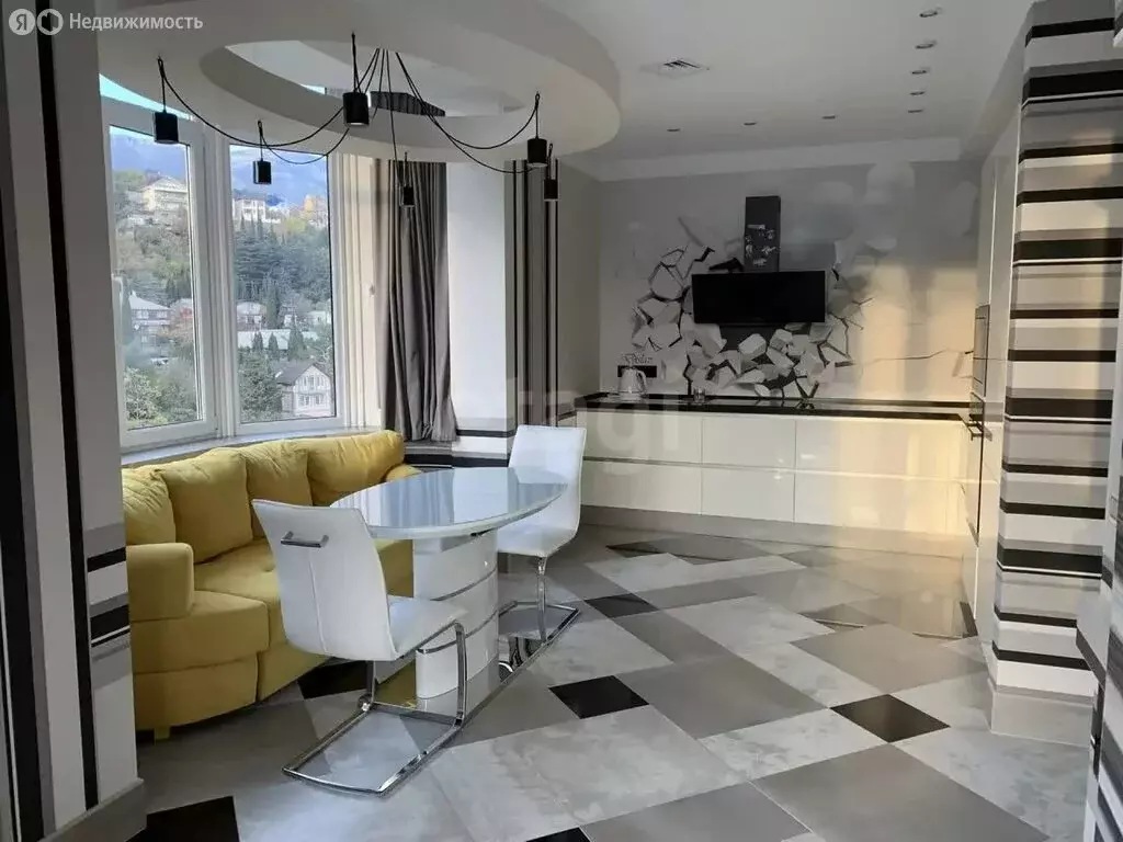 Квартира-студия: Ялта, улица Щорса, 40 (44.4 м) - Фото 1