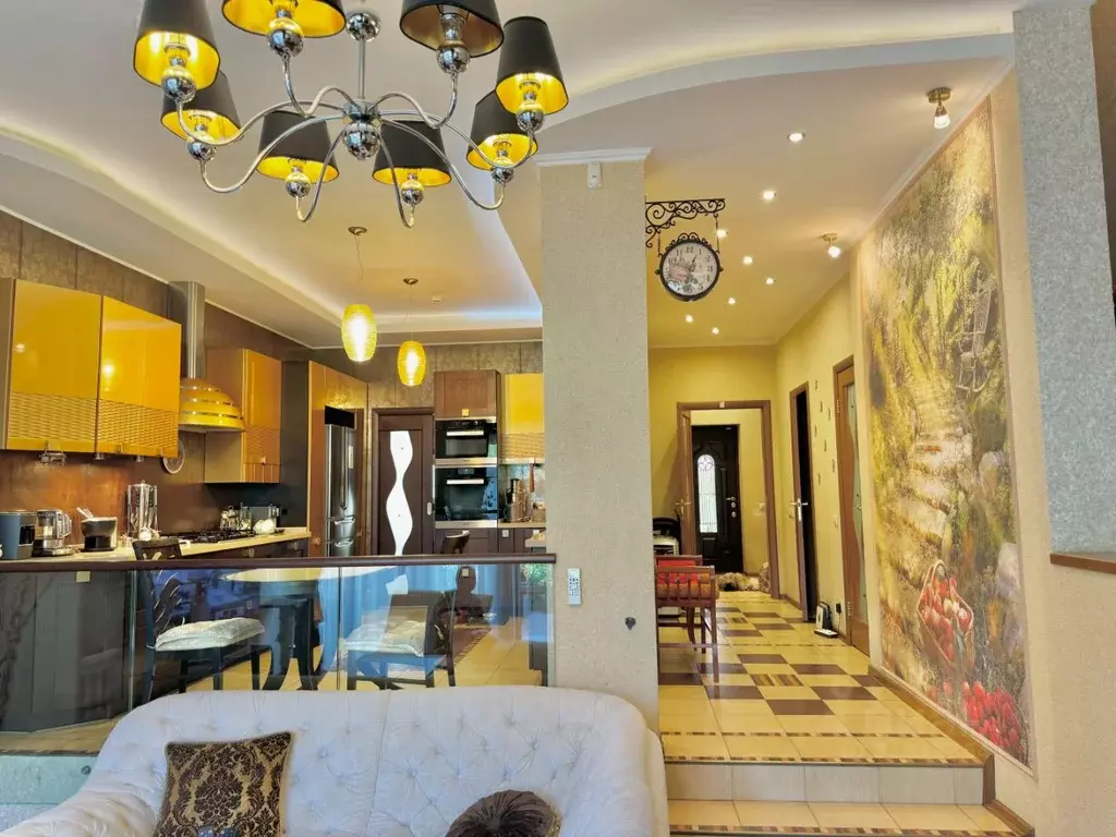 Таунхаус в Москва д. Сосенки, ул. Каштановая, 3к2 (203 м) - Фото 1