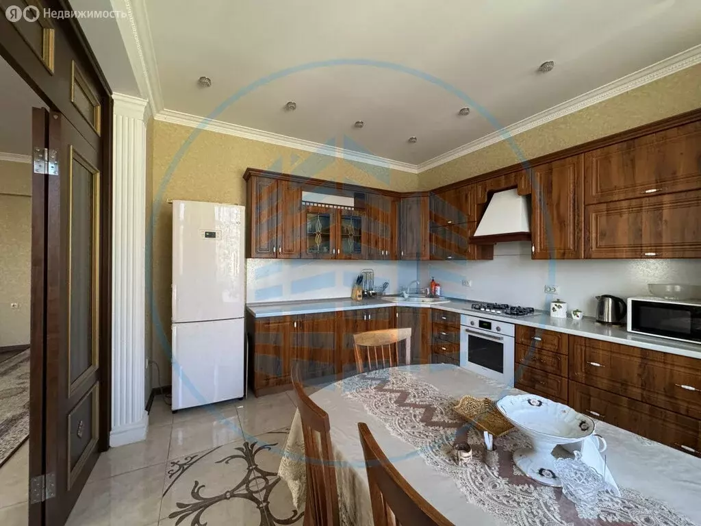3-комнатная квартира: Ессентуки, улица Ленина, 14А (119.7 м) - Фото 1