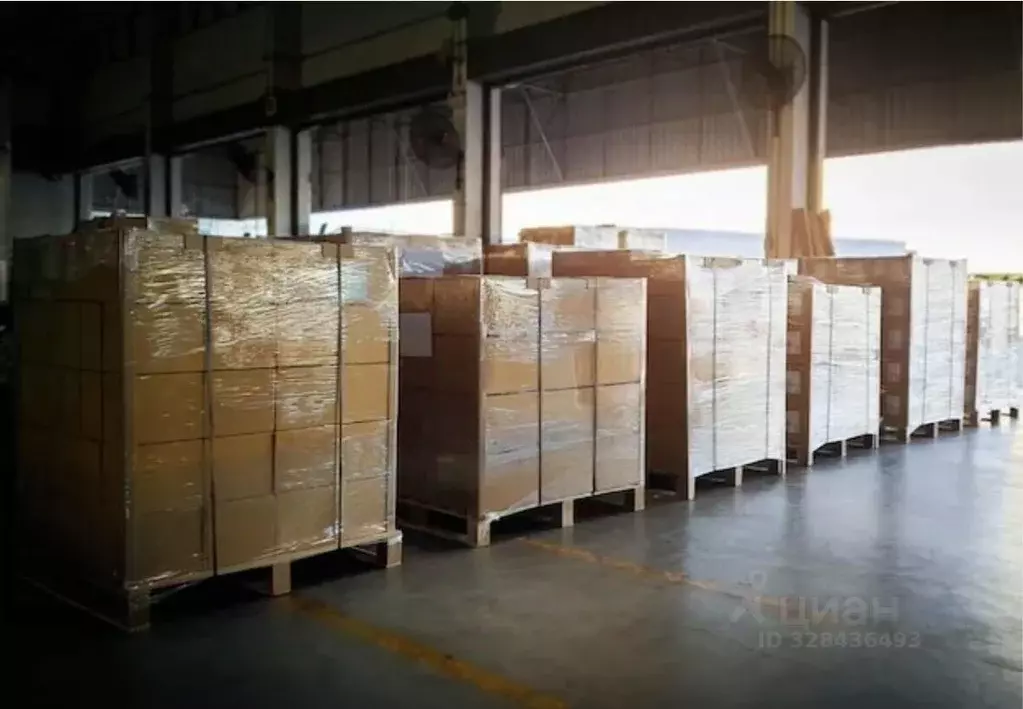 Склад в Санкт-Петербург ул. Партизана Германа, 5 (500 м) - Фото 1