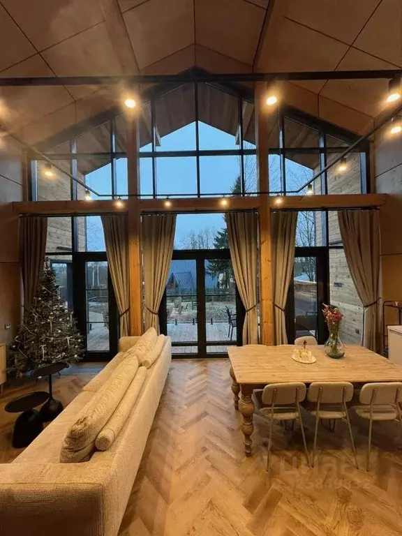 Дом в Москва Каменка ДСК,  (200 м) - Фото 1