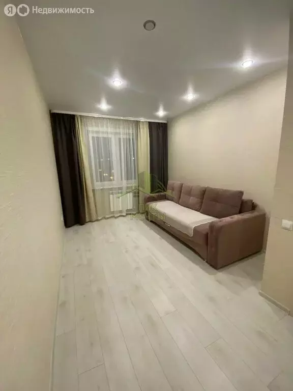 1-комнатная квартира: Улан-Удэ, улица Маяковского, 1Б (34 м) - Фото 0