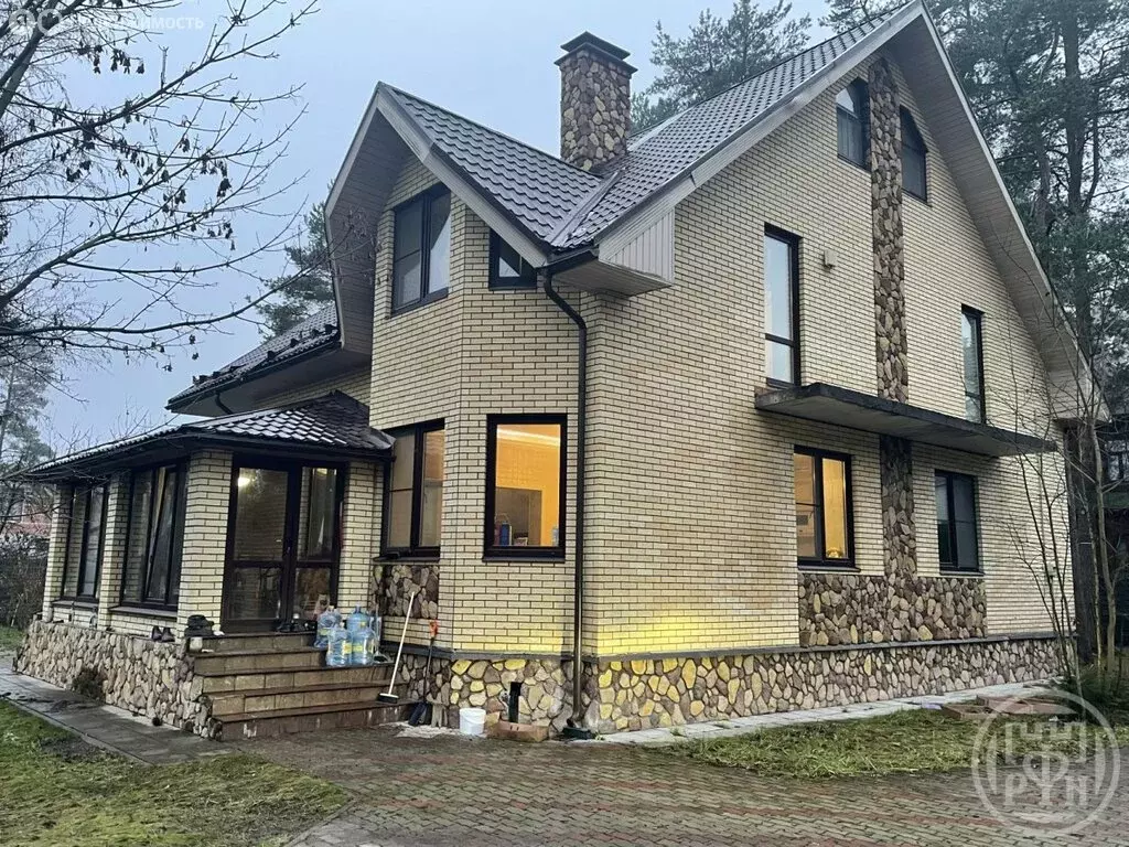 Дом в Всеволожск, улица Горького, 32 (196 м) - Фото 1