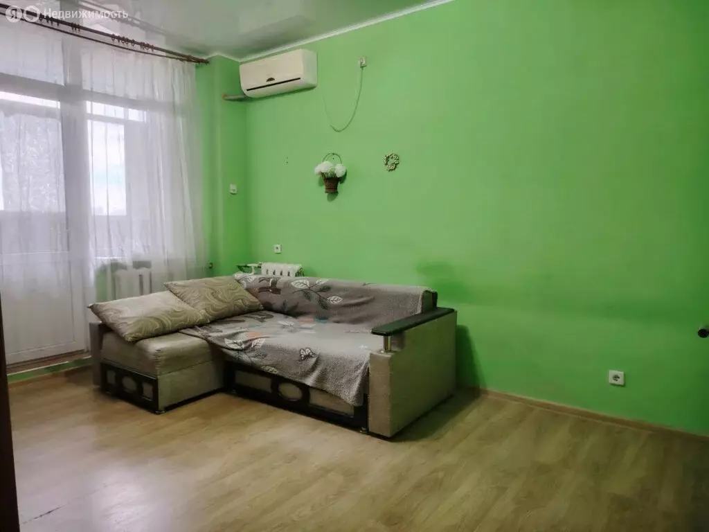 1-комнатная квартира: Батайск, улица Комарова, 132А (30 м) - Фото 0
