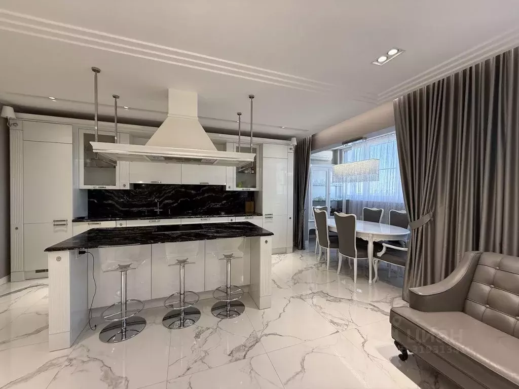 Квартира, 4 комнаты, 175 м - Фото 1