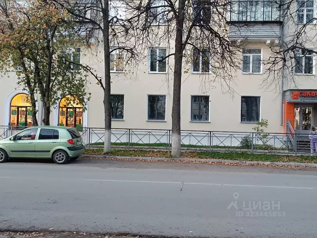 Торговая площадь в Челябинская область, Аша ул. Ленина, 27 (90 м) - Фото 2