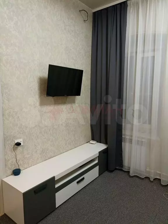 Комната 32 м в 4-к., 1/1 эт. - Фото 1