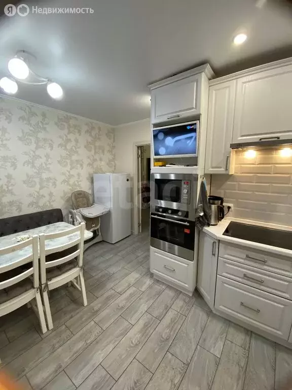 2-комнатная квартира: Брянск, 2-й Спартаковский переулок, 22 (59.2 м) - Фото 1