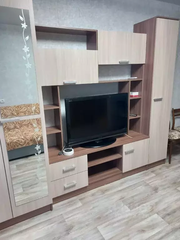 1-к кв. Московская область, Лобня Букинское ш., 5 (40.0 м) - Фото 2