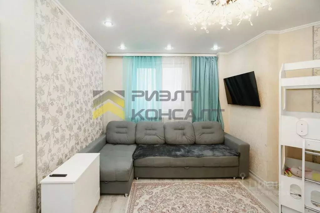 1-к кв. Омская область, Омск ул. Кирова, 51 (38.9 м) - Фото 2