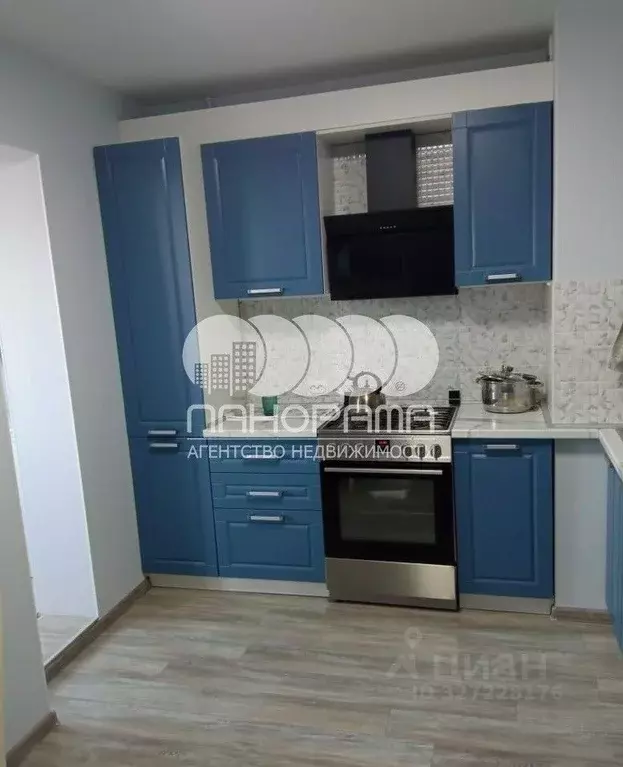 3-к кв. Краснодарский край, Анапа Стахановская ул., 13 (76.6 м) - Фото 1