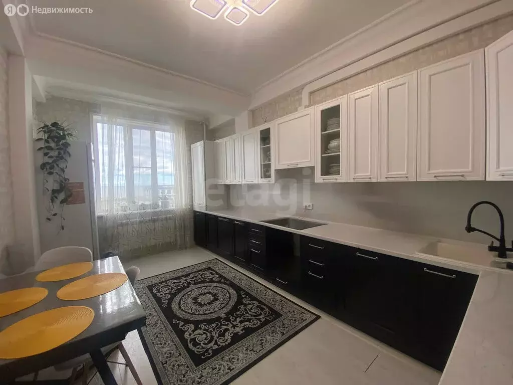 2-комнатная квартира: Махачкала, Кородинская улица, 31 (74.26 м) - Фото 1