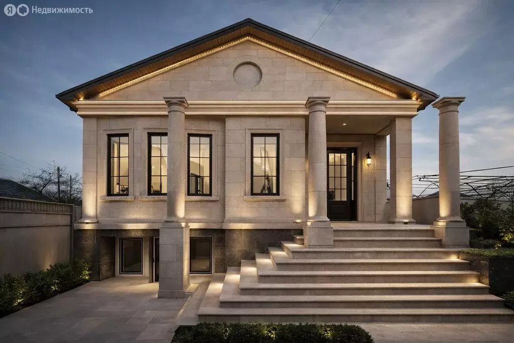 Дом в Баксан, Октябрьская улица, 18 (145 м) - Фото 1