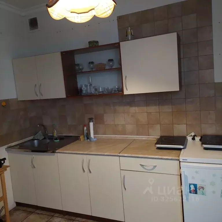 Комната Москва ул. Саморы Машела, 8 (16.0 м) - Фото 1