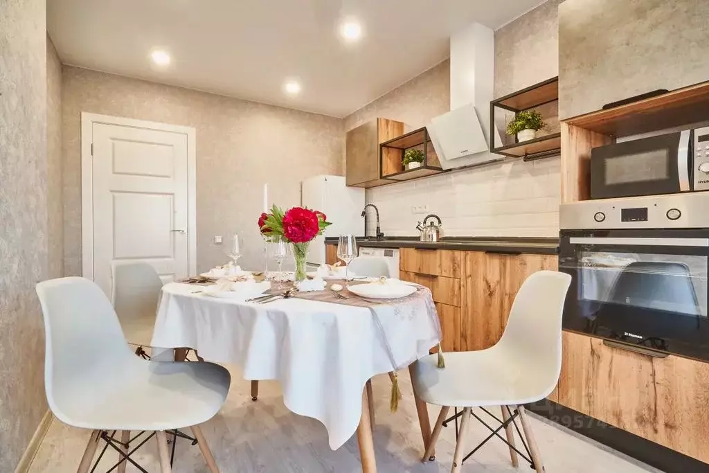 2-к кв. Татарстан, Казань Чистопольская ул., 61Д (65.0 м) - Фото 1