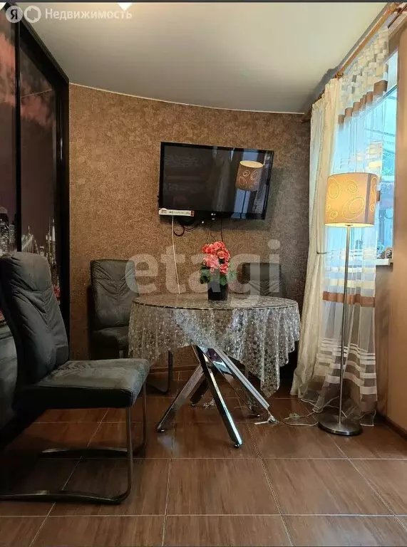 3-комнатная квартира: Ялта, улица Кривошты, 25 (86 м) - Фото 0