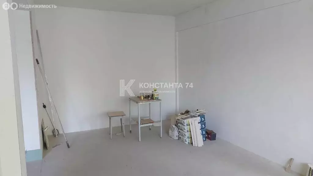2-комнатная квартира: Челябинск, улица Дзержинского, 107 (45.8 м) - Фото 1