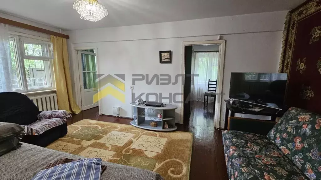 4-к кв. Омская область, Омск ул. 24-я Северная, 206А (60.0 м) - Фото 0