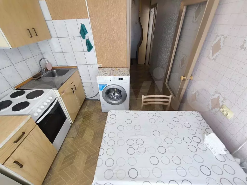 1-к. квартира, 32 м, 8/10 эт. - Фото 0