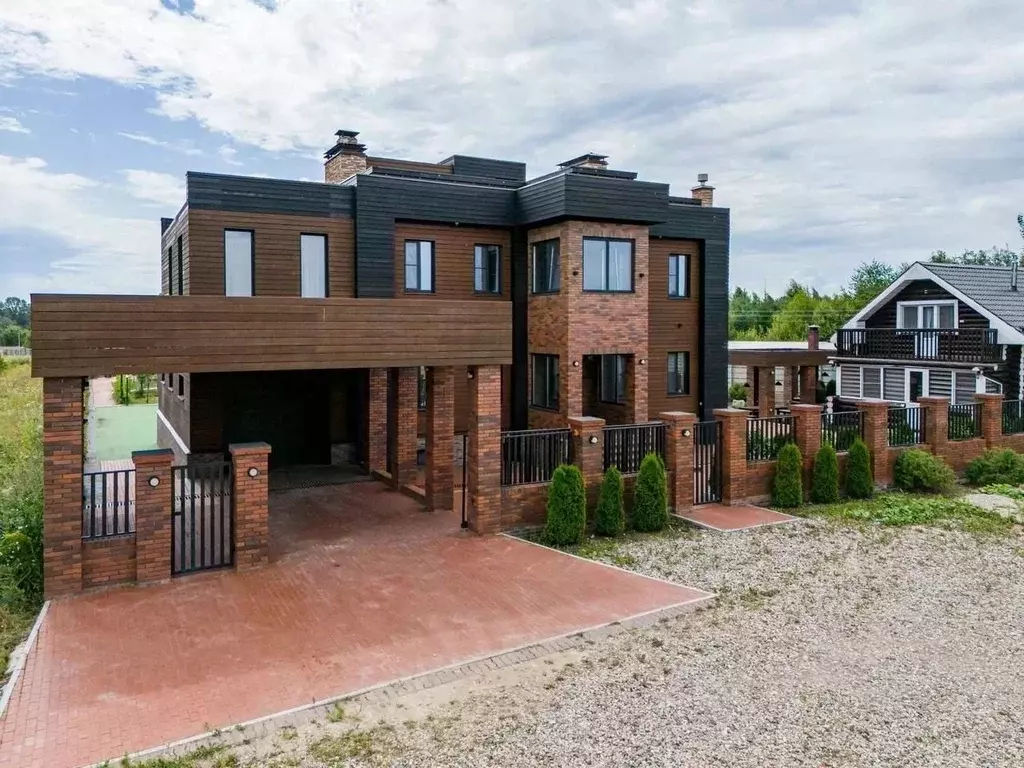 Дом в Московская область, Истра муниципальный округ, д. Куртниково  ... - Фото 1