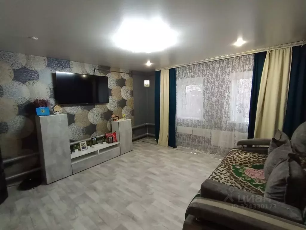 Дом в Алтайский край, Рубцовск Ипподромская ул. (62 м) - Фото 1