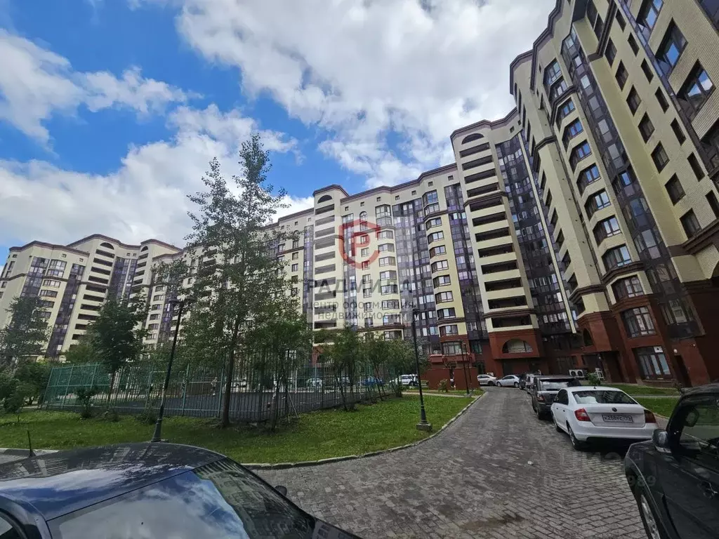 3-к кв. Московская область, Сергиев Посад ул. Дружбы, 9а (104.7 м) - Фото 1