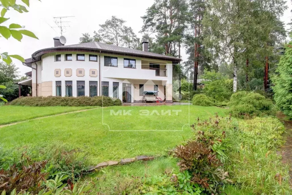 Дом в Ленинградская область, Выборгский район, Первомайское с/пос, ... - Фото 1