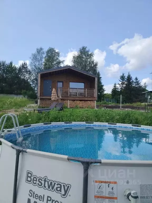 Дом в Новгородская область, Новгородский район, Трубичинское с/пос, д. ... - Фото 0