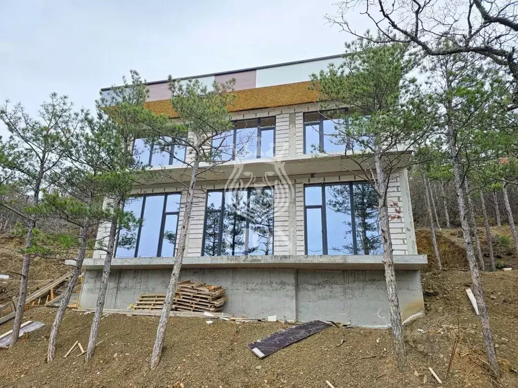 Дом в Крым, Алушта муниципальный округ, пос. Семидворье  (220 м) - Фото 2