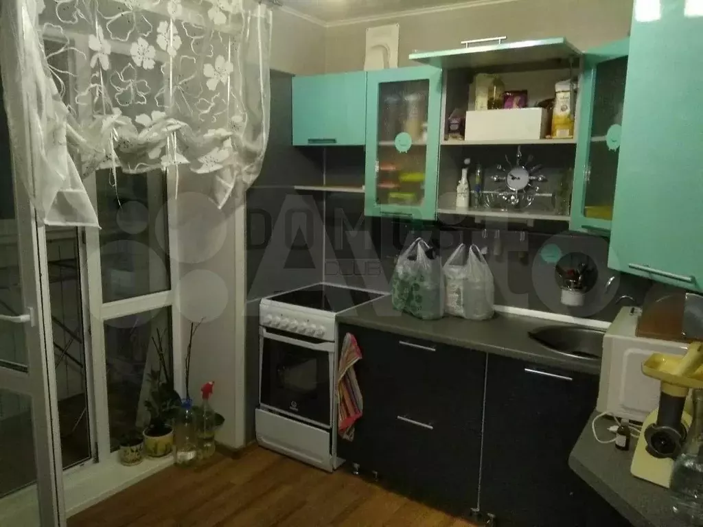 Комната 11 м в 3-к., 9/9 эт. - Фото 0
