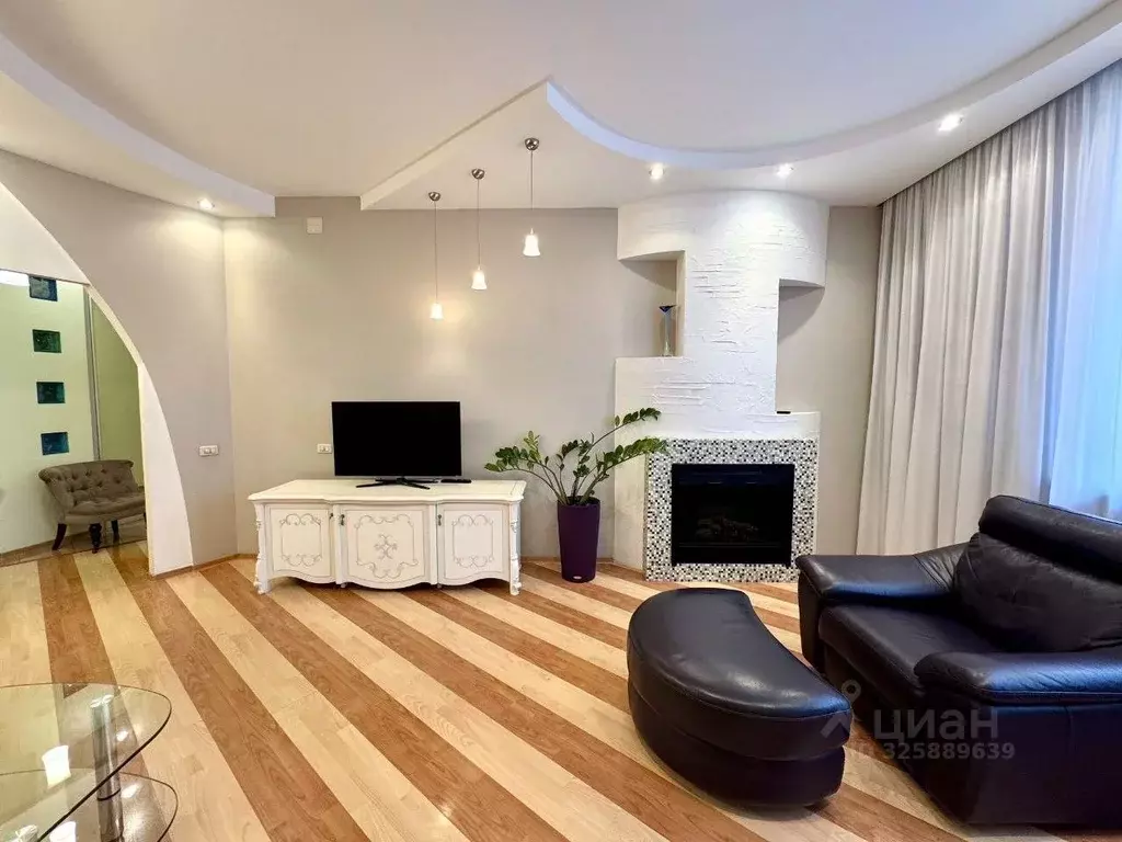 3-к кв. Ульяновская область, Ульяновск ул. Федерации, 94/2 (112.0 м) - Фото 1