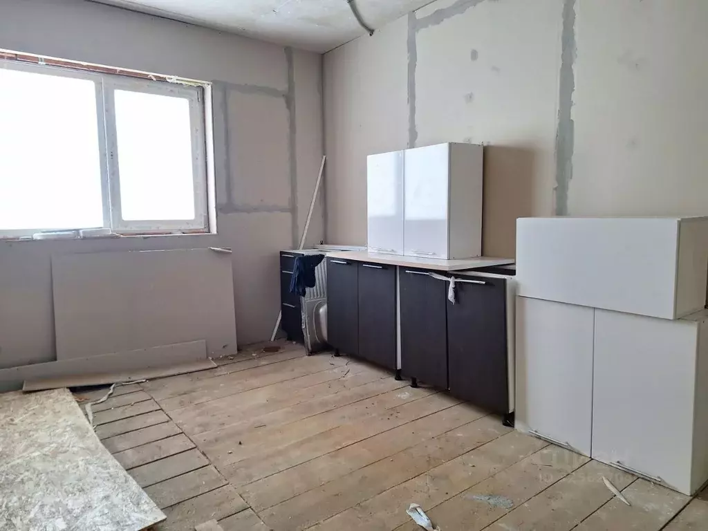 Дом в Омская область, с. Азово ул. Моцарта (91 м) - Фото 1