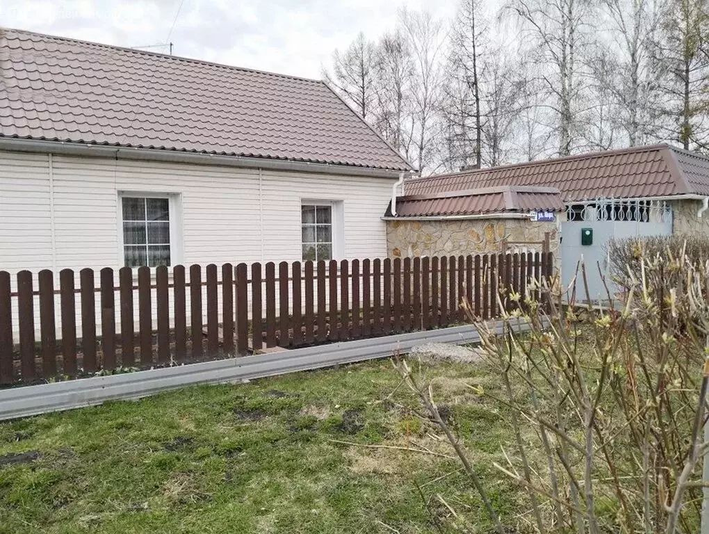 3-комнатная квартира: посёлок Дубровка, улица Мира, 13 (66.8 м) - Фото 2