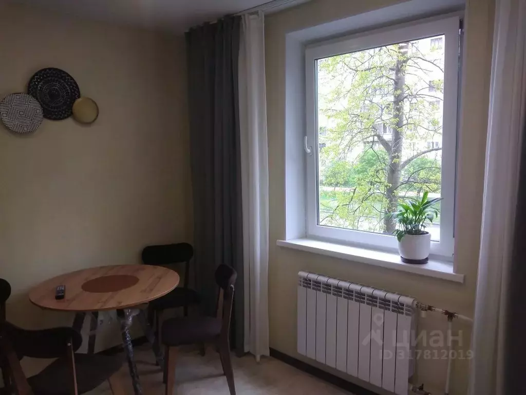 3-к кв. Санкт-Петербург Камышовая ул., 6К1 (79.0 м) - Фото 1