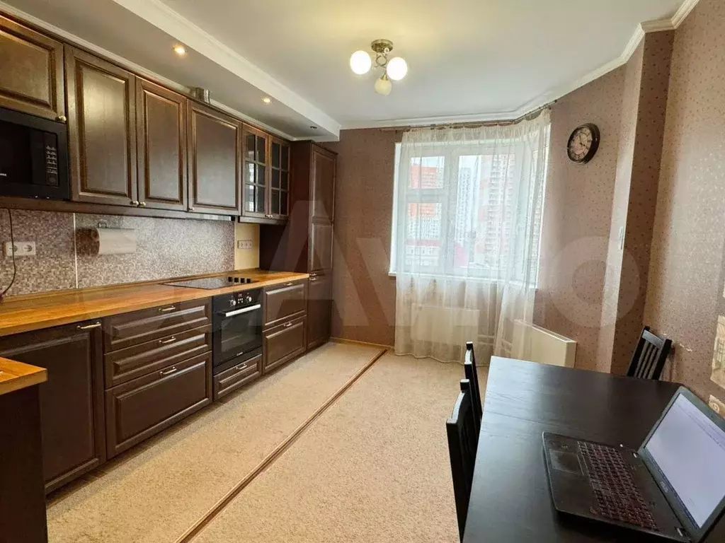 3-к. квартира, 81 м, 8/25 эт. - Фото 1