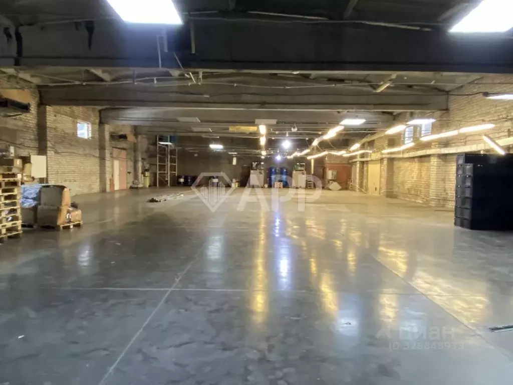 Склад в Татарстан, Казань Южно-Промышленная ул., 30А (864 м) - Фото 1