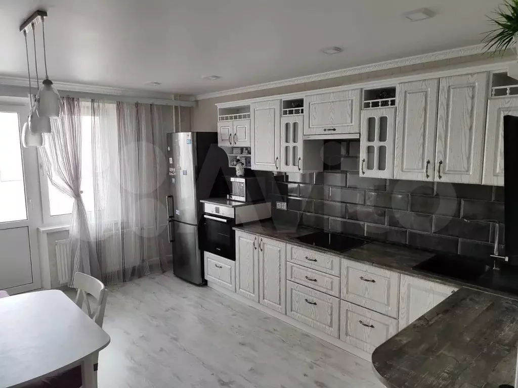 2-к. квартира, 60 м, 2/16 эт. - Фото 0
