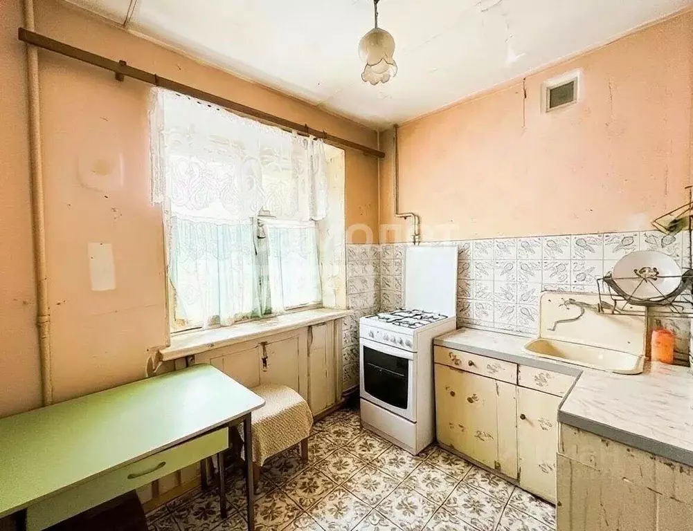 3-к кв. Свердловская область, Серов ул. Луначарского, 117 (57.7 м) - Фото 1