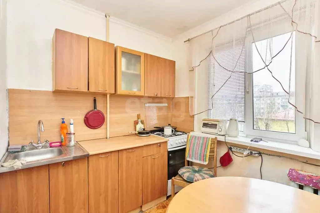 2-к кв. Тюменская область, Тюмень Рижская ул., 80 (50.0 м) - Фото 2