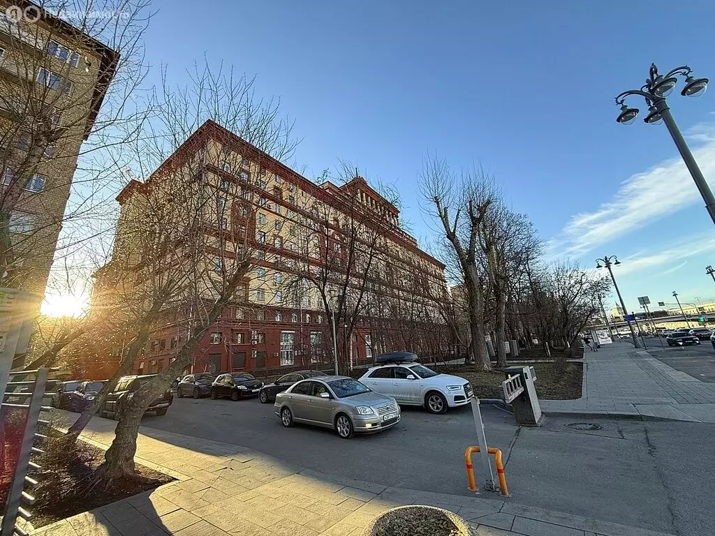 Квартира-студия: Москва, Космодамианская набережная, 4/22кВ (22 м) - Фото 1