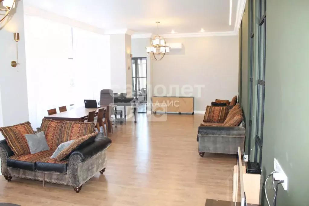 5-к кв. Челябинская область, Челябинск Лесопарковая ул., 7 (281.0 м) - Фото 2